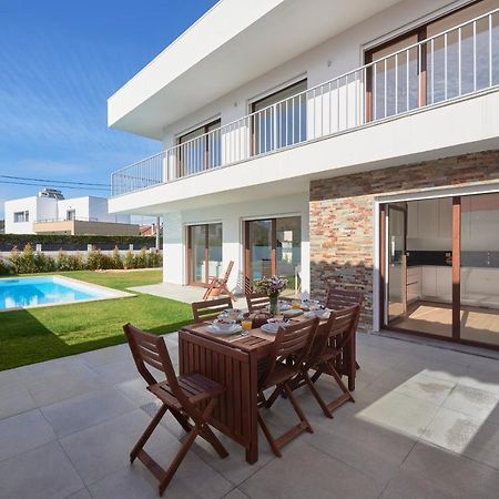 Aroeira Villa W/ Pool Near Beach, By Timecooler المظهر الخارجي الصورة
