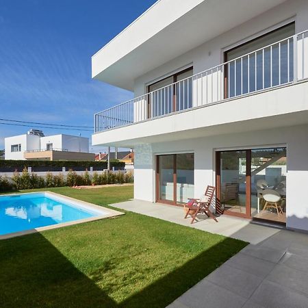 Aroeira Villa W/ Pool Near Beach, By Timecooler المظهر الخارجي الصورة