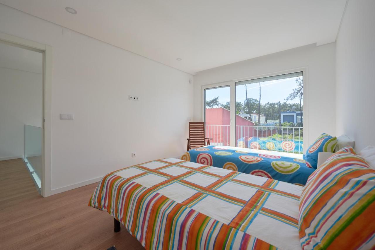 Aroeira Villa W/ Pool Near Beach, By Timecooler المظهر الخارجي الصورة