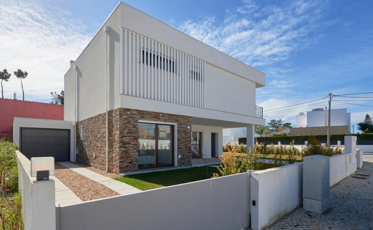 Aroeira Villa W/ Pool Near Beach, By Timecooler المظهر الخارجي الصورة